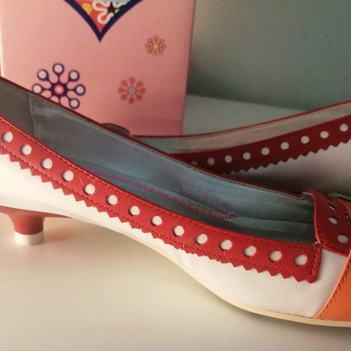 Axel and Rose leather women's colorful shoes size 39 new