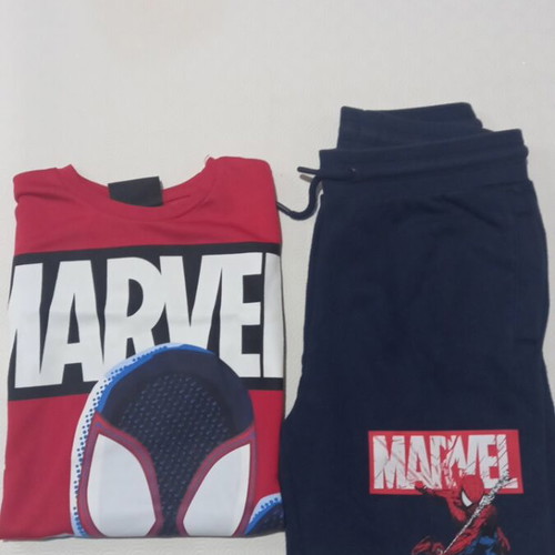 Marvel Spiderman set shirt and shorts No.11-12 like new