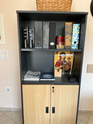 SATO office furniture set like new