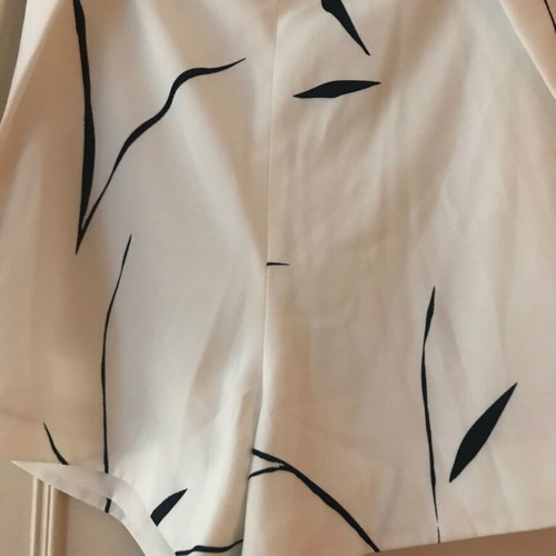 Keepsake Mini Pantskirt L Black and White 100% Polyester Like New