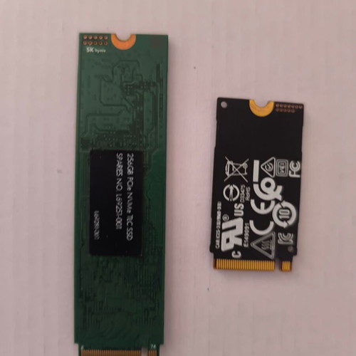 2× NVMe SSD 256GB for repair or spare parts