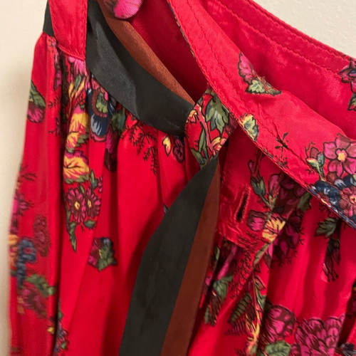 Jean Paul Gaultier midi limited edition skirt used, silk, size M