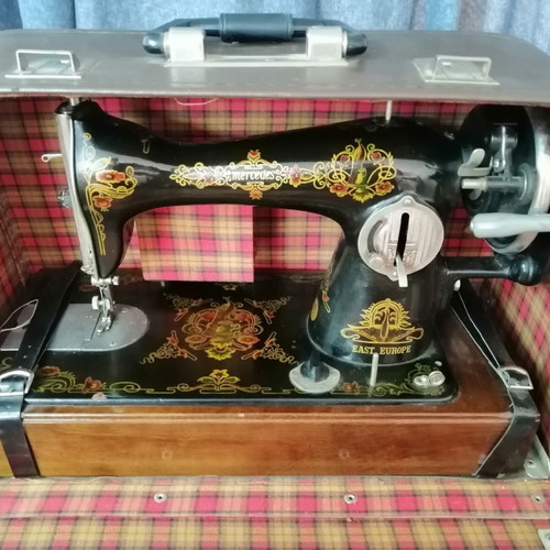 Mercedes sewing machine like new, former Soviet Union, with case