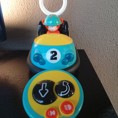 Remote control crash car like new with lights and horn