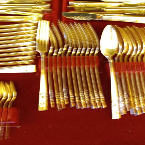 Vintage silver plated cutlery set Community 129 pcs like new
