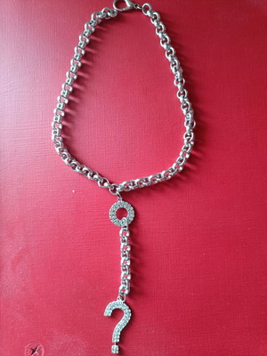 Silver necklace Joker with thick chain and question mark pendant like new