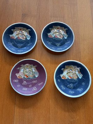 Japanese vintage Satsuma collectible tea saucers new, set of 4