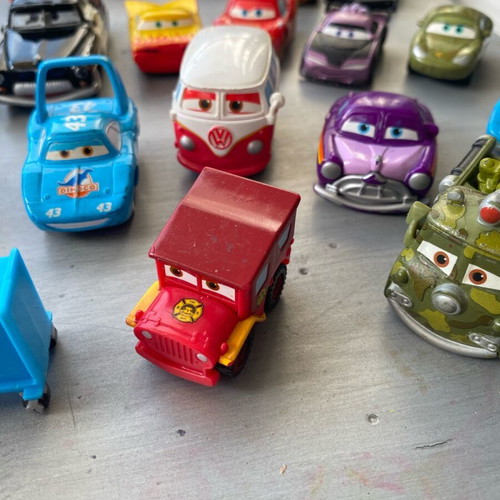 Mc Queen toy car collection used, 26 pieces with 2 helicopters