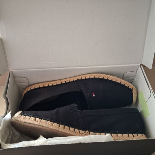 Tommy Hilfiger women's black espadrilles like new, size 38