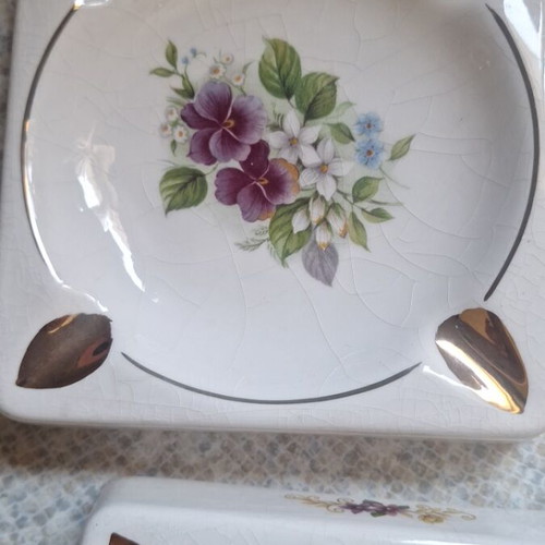 Vintage ceramic ashtrays set of 2 with gold details and violets like new