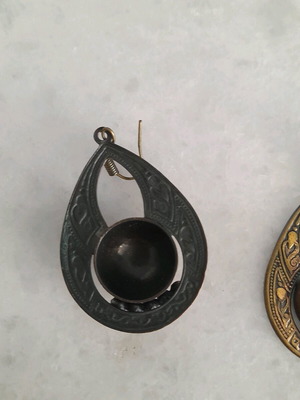 Earrings used in good condition