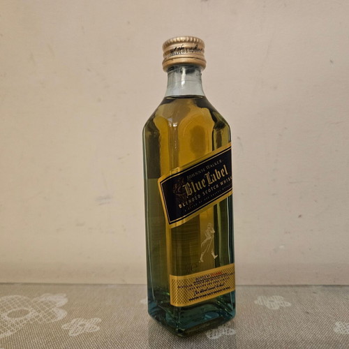 Johnnie Walker Blue Label Whisky miniature new, glass bottle 50ml