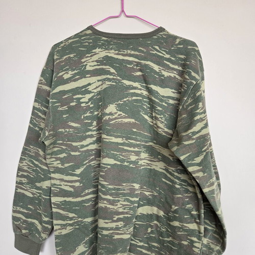 Woodland army pullover like new