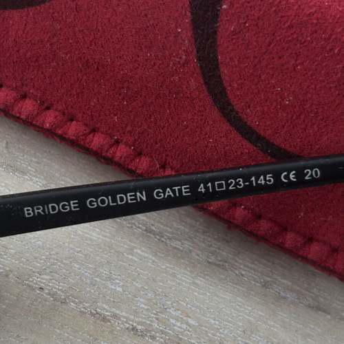 Aptica Bridge Golden Gate Unisex Presbyopia Glasses +2.50 with Case and Chain