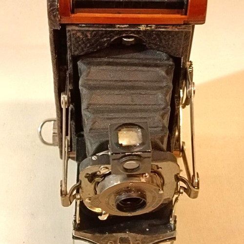 Folding pocket Kodak No 1 Model E folding camera used