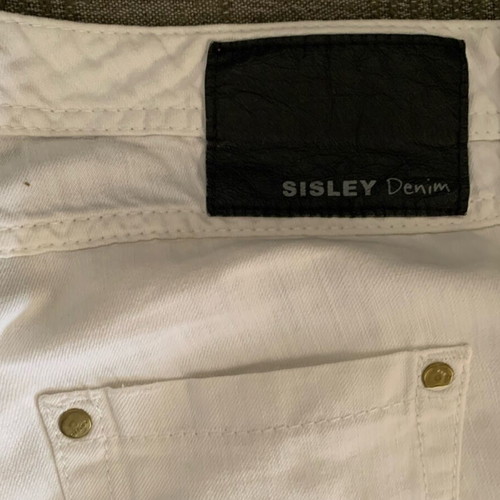 Sisley white shorts and Bershka beige crop top set like new
