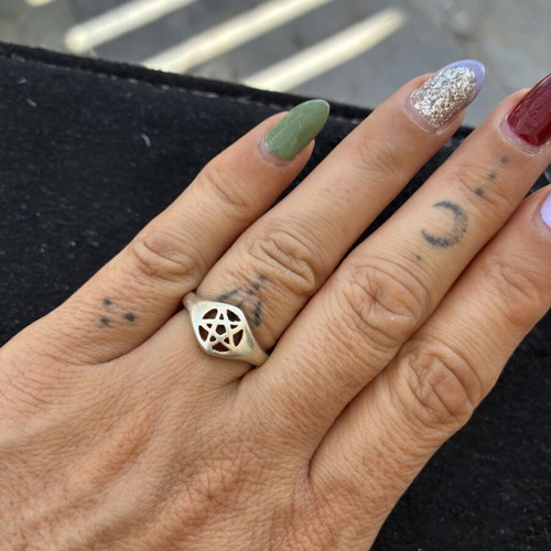 Silver 925 ring with pentagram, size 7