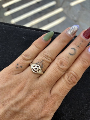 Silver 925 ring with pentagram, size 7