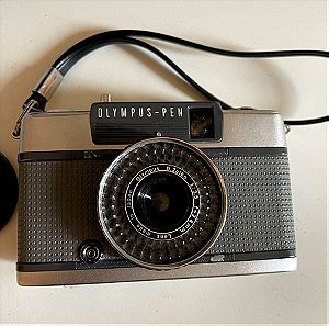 Olympus Pen EE-2 Film camera