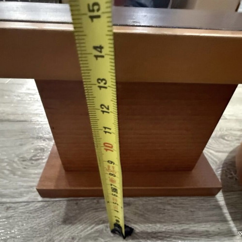 Display stand set of 4 like new