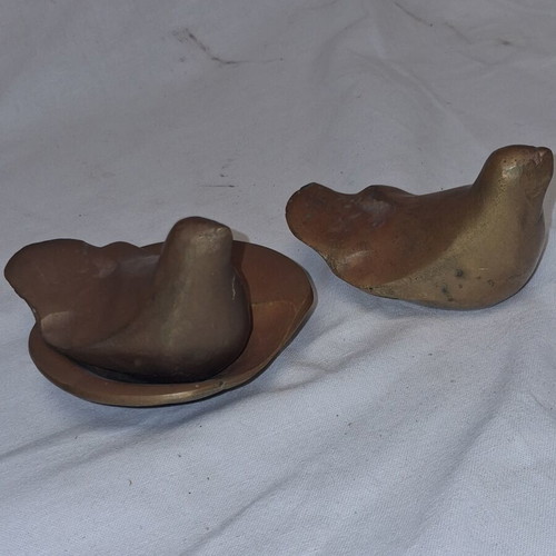 Rare pair of bronze birds by Eleni Vernadaki like new, Athens Design Centre
