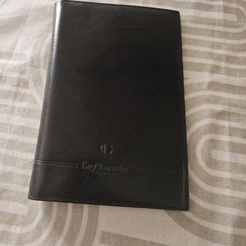 Guy Laroche cardholder used, black leather