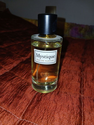 Avgerinos Mystique Eau de Parfum 100ml like new