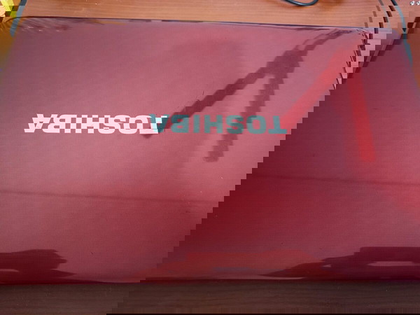 Toshiba L750 laptop με SSD