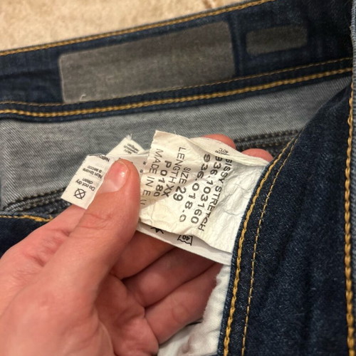 Staff Jean No 29 like new