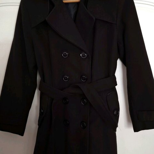 Women's black coat like new, size M-L