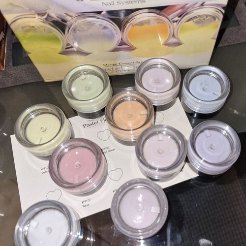 Acrylic powders like new for building and nail art