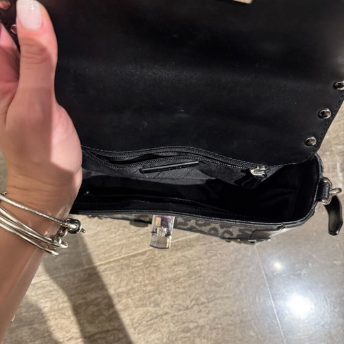 Michael Kors crossbody bag with studs like new, black