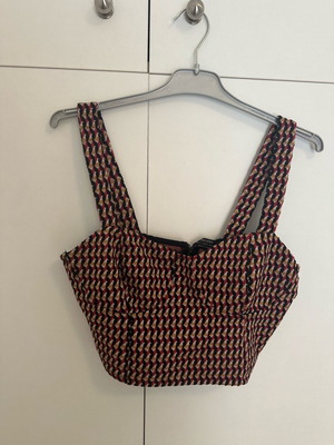 Bustier Bershka σε άριστη κατάσταση, μέγεθος S