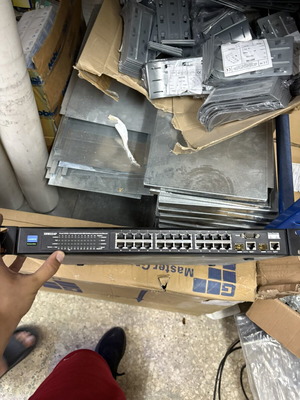 Linksys SRW224P business series switch used, pack of 2