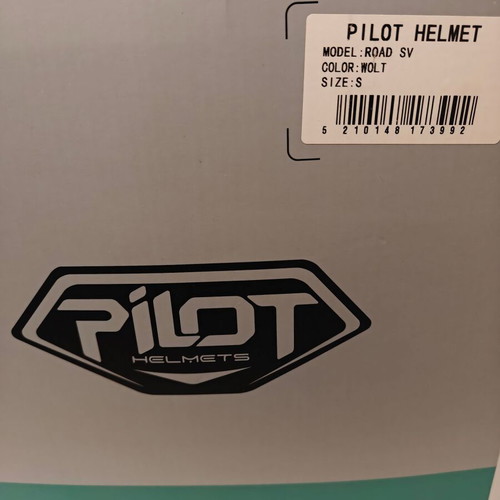 Wolt pilot helmet, size small, unused