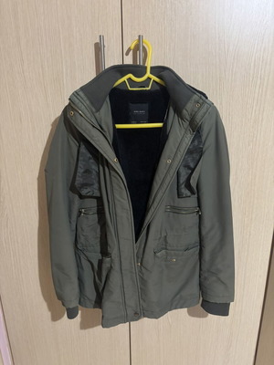 Zara Basic khaki jacket XS used, warm fleece lining