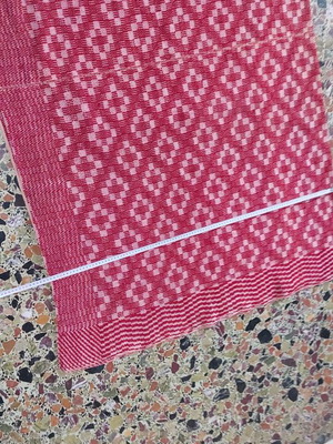 Woven blanket dimensions 1.70 x 2.06, never used