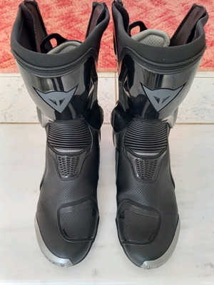 Μπότες μηχανής Dainese torque D1 νούμερο 45 σαν καινούργιες