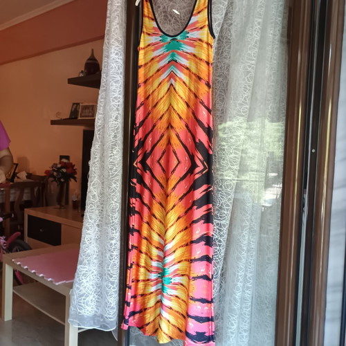 Long summer dress like new with colorful pattern, size M