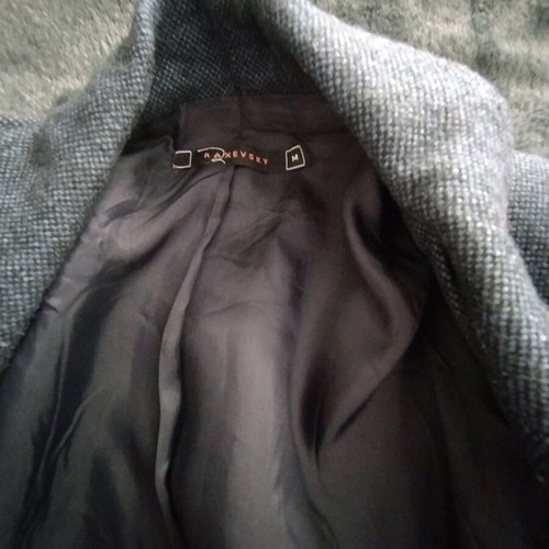 Raxevsky wool blue suit like new, size medium