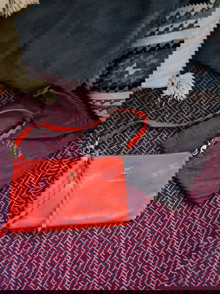 ΔΕΡΜΑΤΙΝΟ ΤΣΑΝΤΑΚΙ COCCINELLE