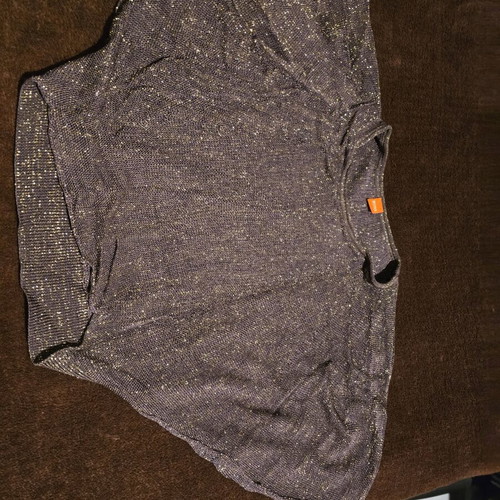 Hugo Boss top like new, size S
