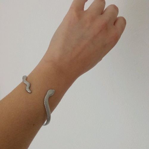 Snake hammered silver steel bracelet like new