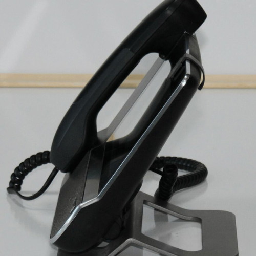 Alcatel-Lucent 8088 Smart DeskPhone restored with 7-inch touchscreen
