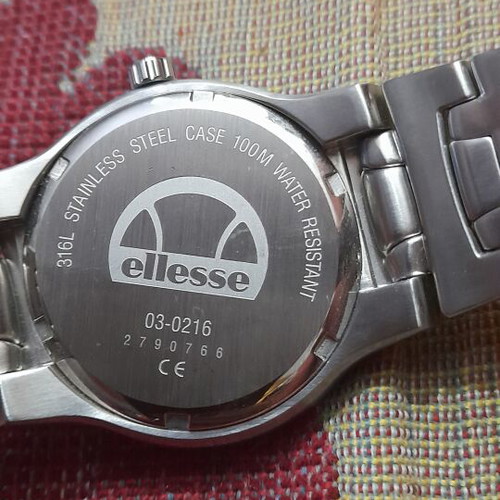 Men's stainless steel wristwatch waterproof 100m, new