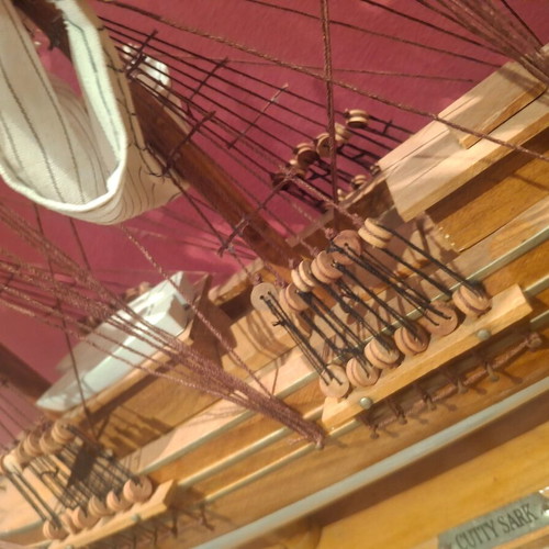 Cutty Sark wooden sailing ship replica like new
