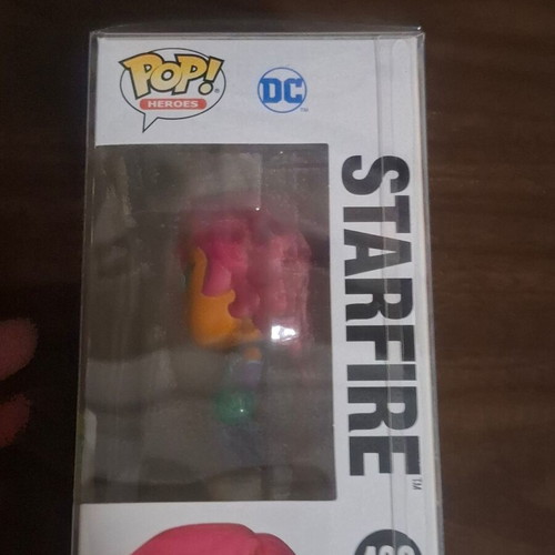 Starfire Funko Pop new with free soft protector