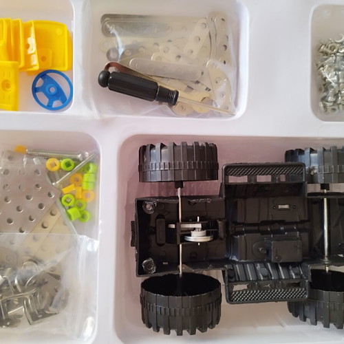 Metal Model Construction Toy Jeep