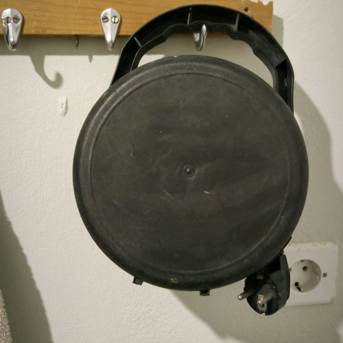 German extension cord used, approx. 15m reel