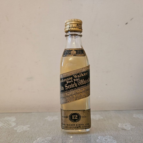 Johnnie Walker 12yo Black Label whisky miniature new, sealed